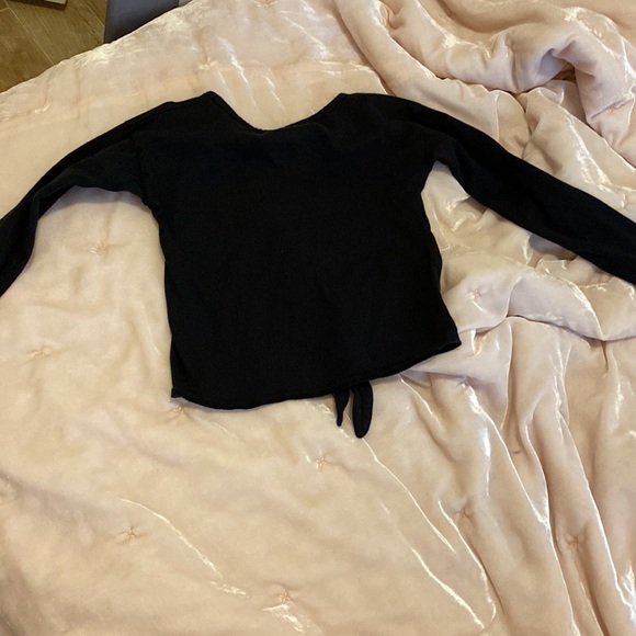 Calvin Klein long sleeved top with front tie - Picture 3 of 3